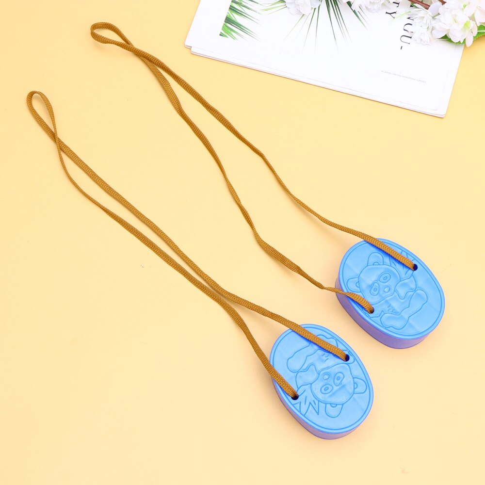 1 Pair Children's Thickened Elliptical Stilt Balance Trainer Kids Balance Training Plaything (Red)