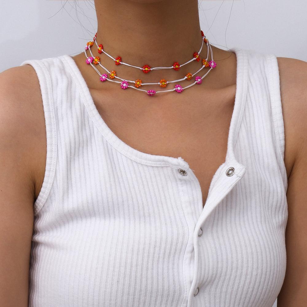 HangZhi Summer Sweet Choker Colorful Flowers Transparent Crystal Acrylic Beaded Clavicle Necklace for Women Jewelry