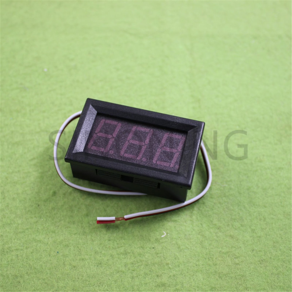 Three-wire DC voltage meter 0.56-inch LED digital voltmeter DC 0V-30.0V anti-reverse