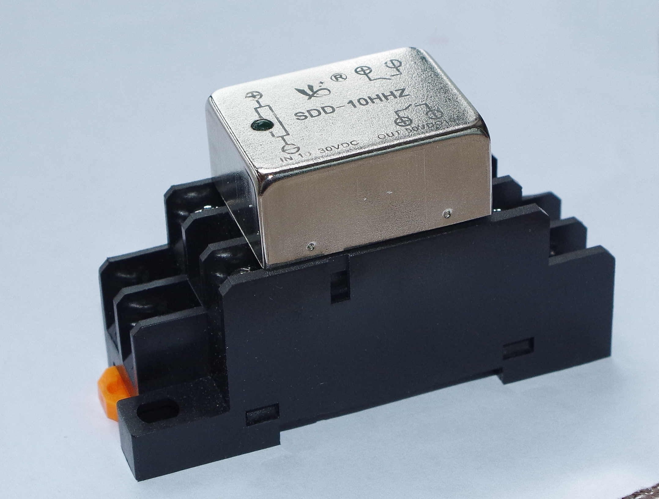 Ultra-small Two Normally Open 10A DC Relay Rail Installation SDD-10HHZ Output Parameter 0-50VDC10A