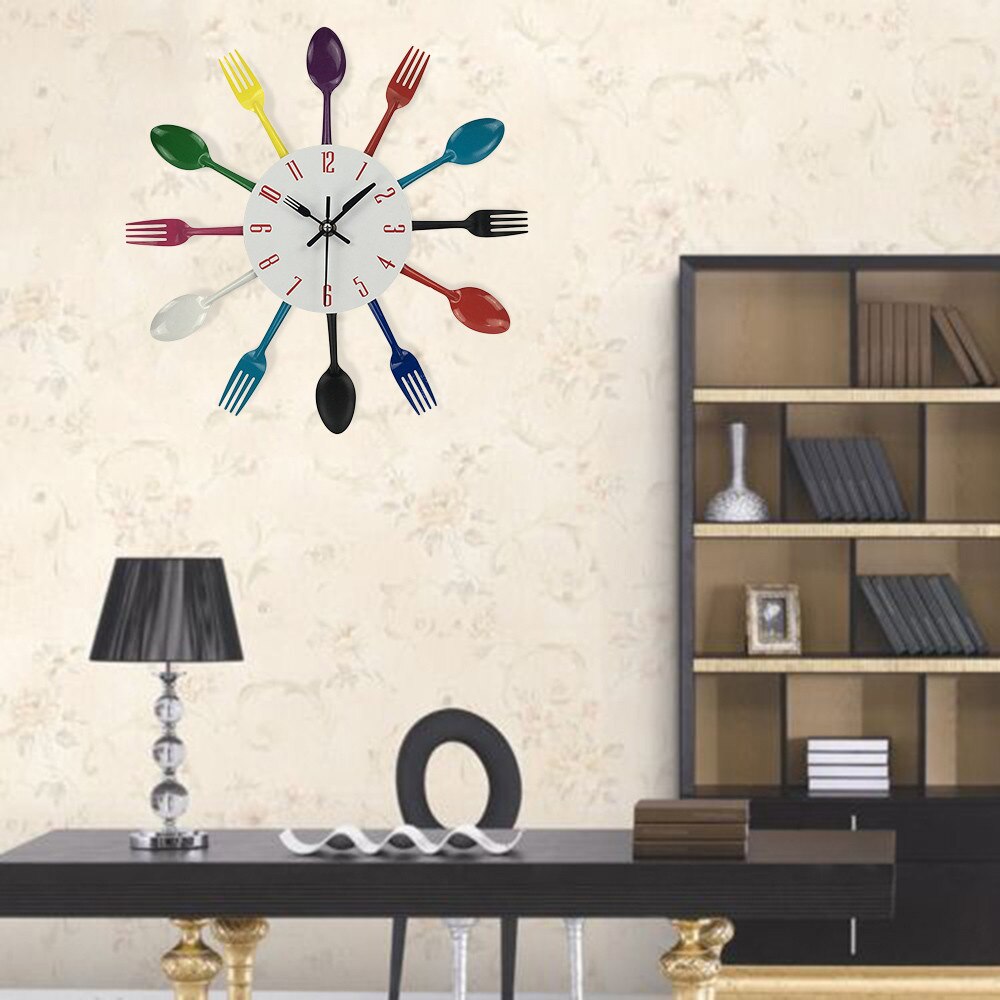 Horloge murale multicolore, bref, moderne, grande, cuillère magique, fourchette, aiguille à Quartz, décoration de salon, maison, horloge murale
