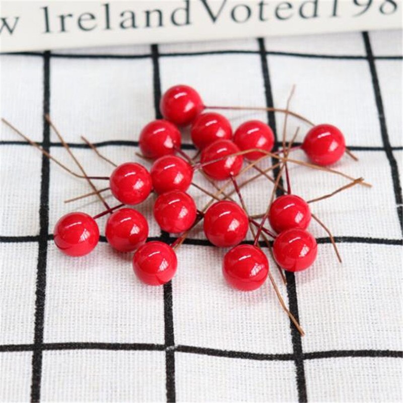 200P Artificial Single Stem Berry 2.76" Length Foam Berries for DIY Home Wedding Box Accessorie Christmas Party Decorative