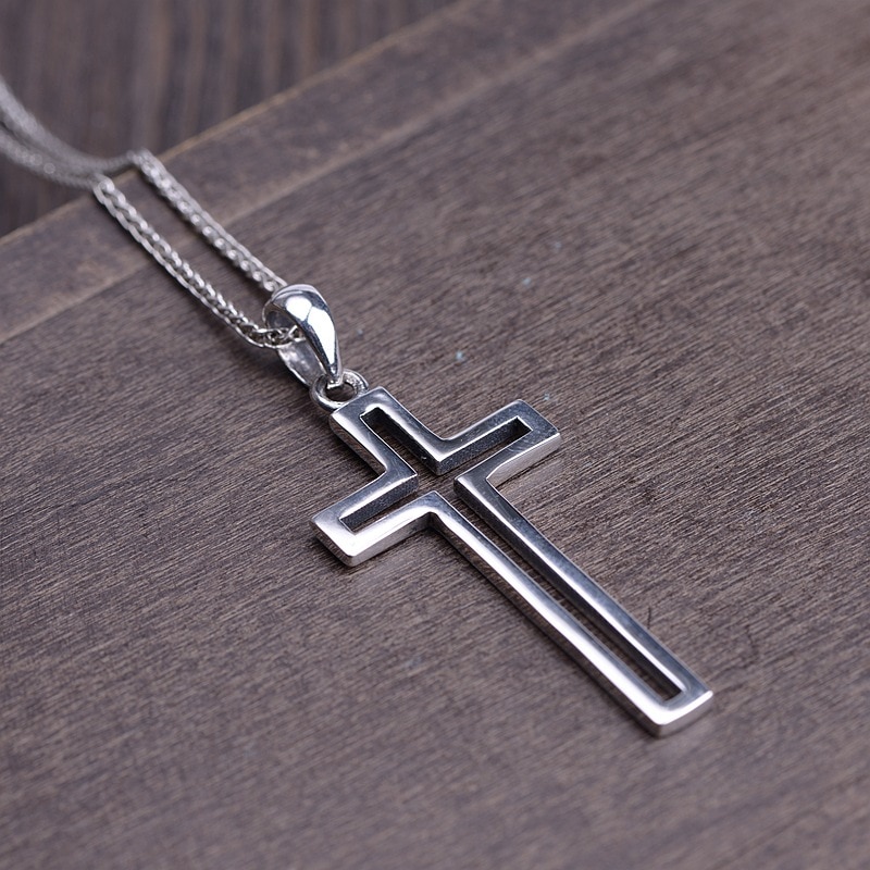 BALMORA 925 Sterling Zilver Eenvoudige Kruis Hanger voor Vrouwen Mannen Minnaar Mode Christian Sieraden Accessoires Zonder een Ketting