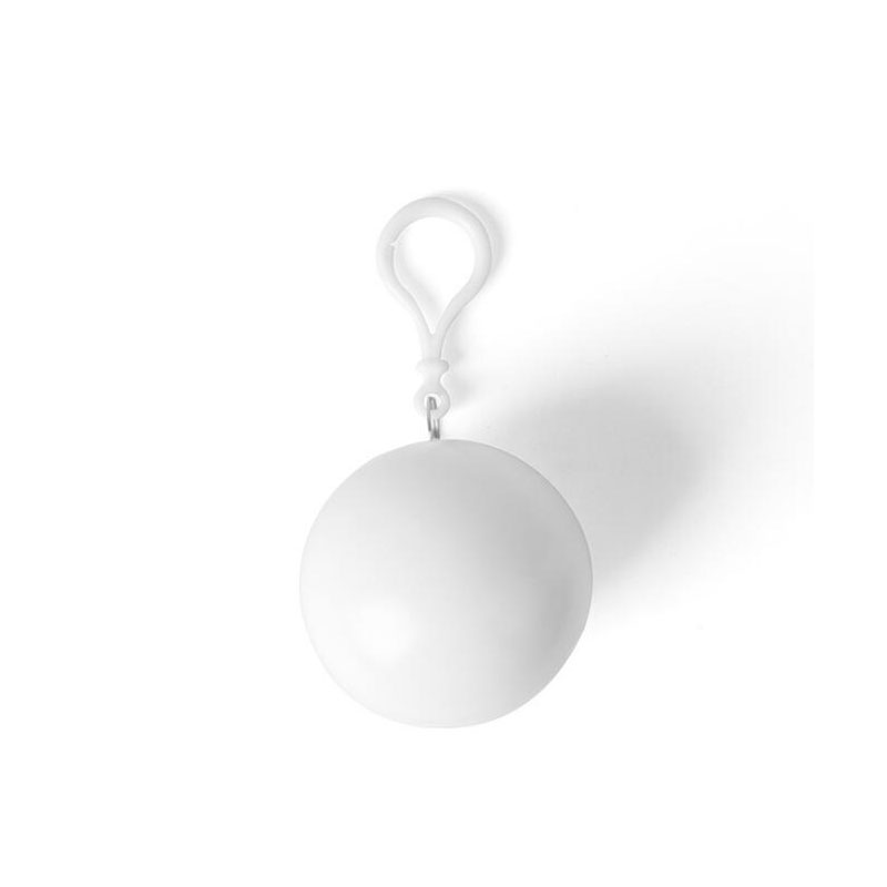 1 Pc Draagbare Wegwerp Regenjas Bal Plastic Regenkleding Reizen Emergency Regenponcho Wegwerp Sleutelhanger Bal: WHITE