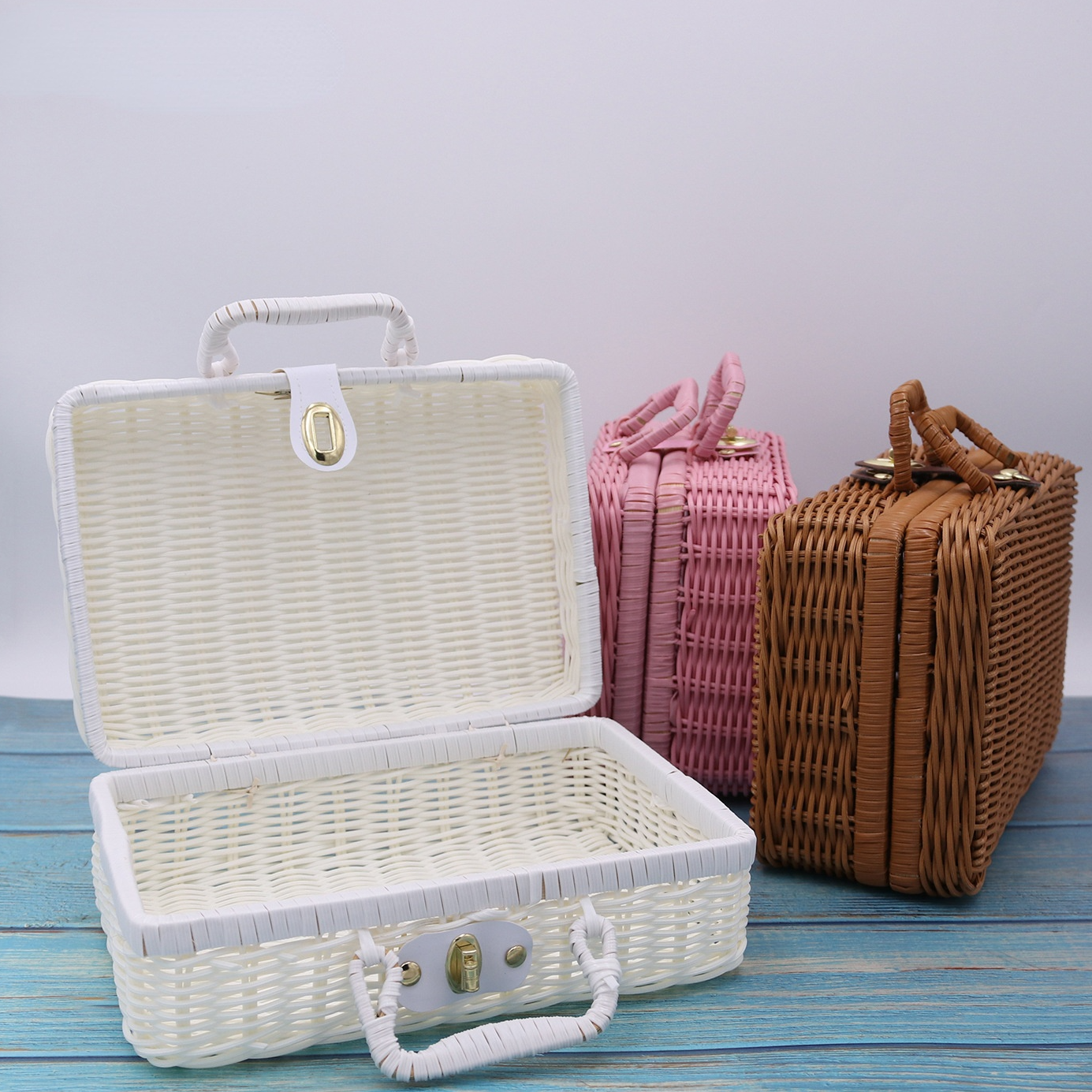 Rattan Portable Storage Box Picnic Basket, Photo Prop Box Suitcase Hand Box Storage Basket with Lid, Rattan Box