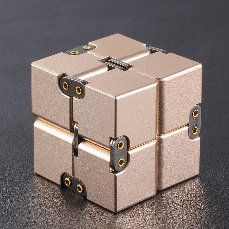 Metall Unendlichkeit Cube Finger EDC Angst Stress Relief Magie Würfel Blöcke Kinder Kinder Lustige Hand Spiel Vier Ecke Labyrinth Spielzeug: Gold