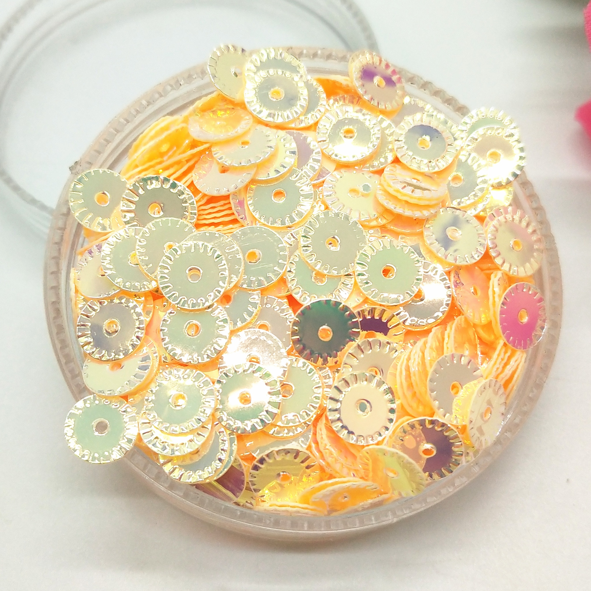 3000Pcs 6Mm Ronde Wiel Bloem Gold Plating Losse Pailletten Naaien Pvc Diy Paillette Beige Ab