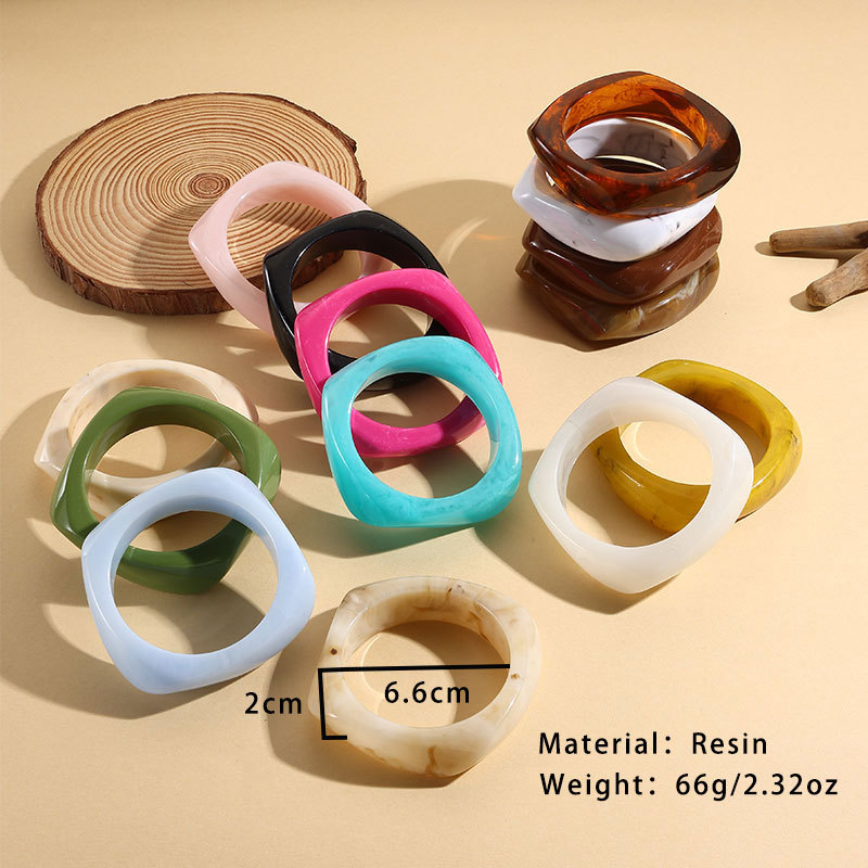 Geometrische acryl manchetarmbanden, armbanden voor dames, brede eenvoudige harsarmbanden, sieraden