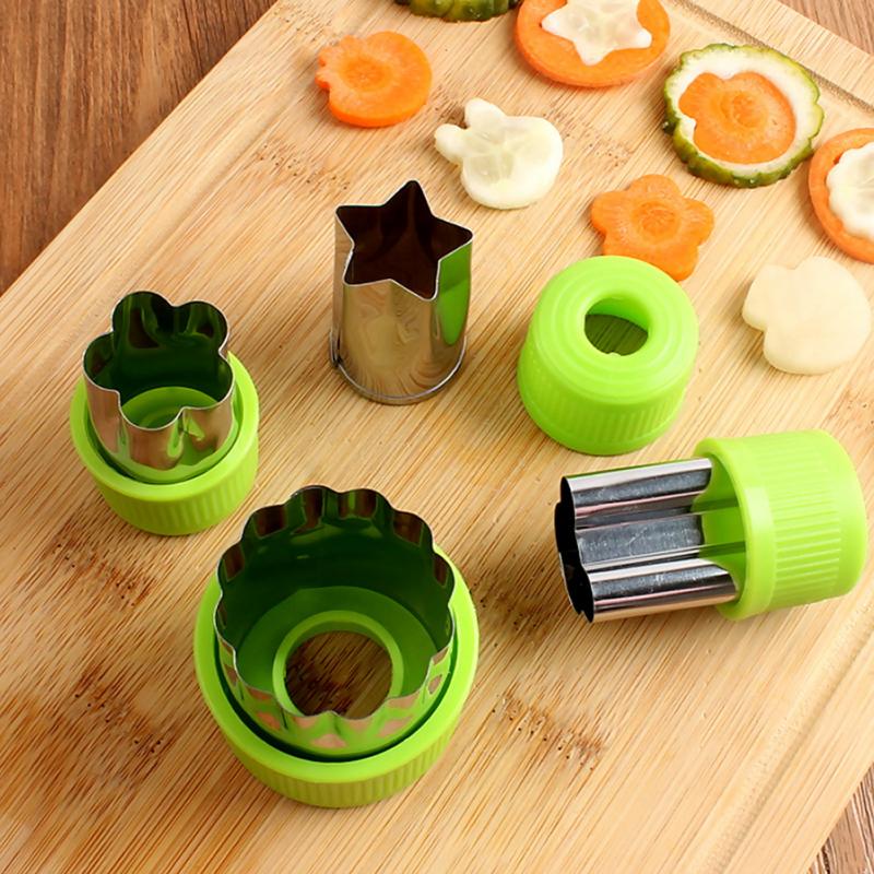 8Pcs/Set of Cartoon Rice Vegetable and Fruit Cutter Mold Mold Flower-shaped Biscuit Cutter Stainless Steel Cutting Tool
