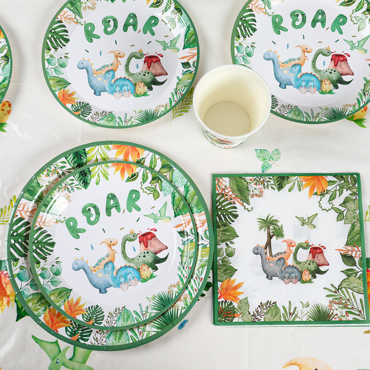 Jednorazowa zastawa stołowa z dinozaurem Rzek Dinozaur Dekoracja urodzinowa Dzieci Chłopiec Baby Shower Dżungla Safari Urodziny Supplies