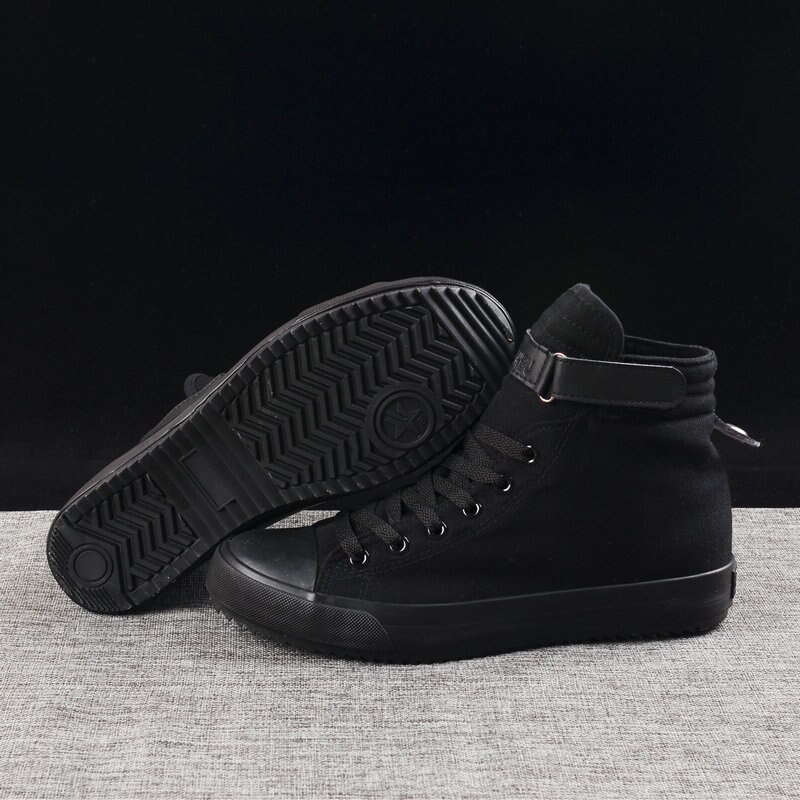 High top sneakers dam skor platta kvinnor fritidsskor coola dam sneakers svarta vita sneakers plus size 42 a797