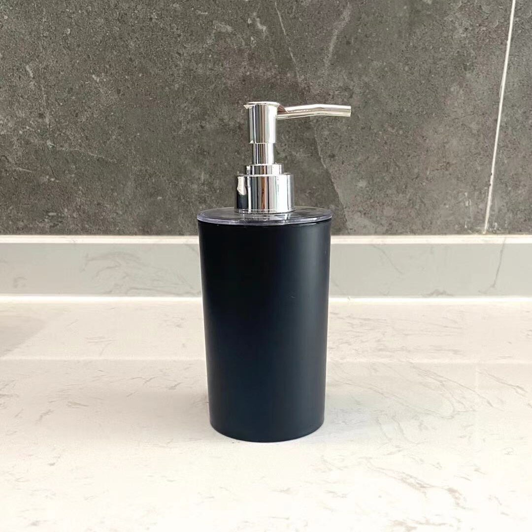 320ML Plastic Liquid Soap Dispensers For Bathroom White Black Bottle Bathroom Accessories Lotion Storage Bottle: black
