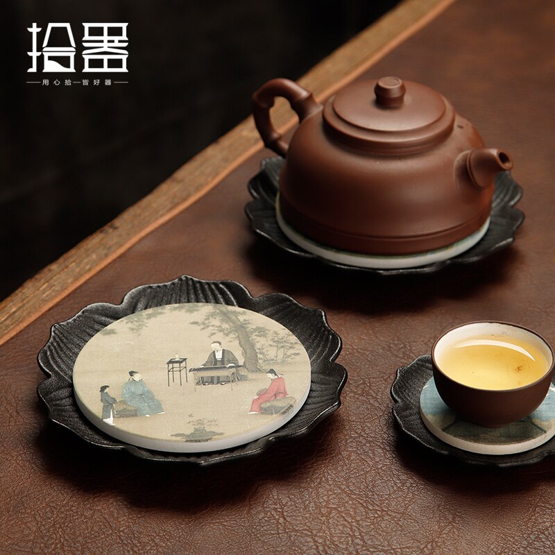 Absorbent ceramic dry brewing table, small tea tray, round lotus, Zen purple clay pot, teapot base, pot holder