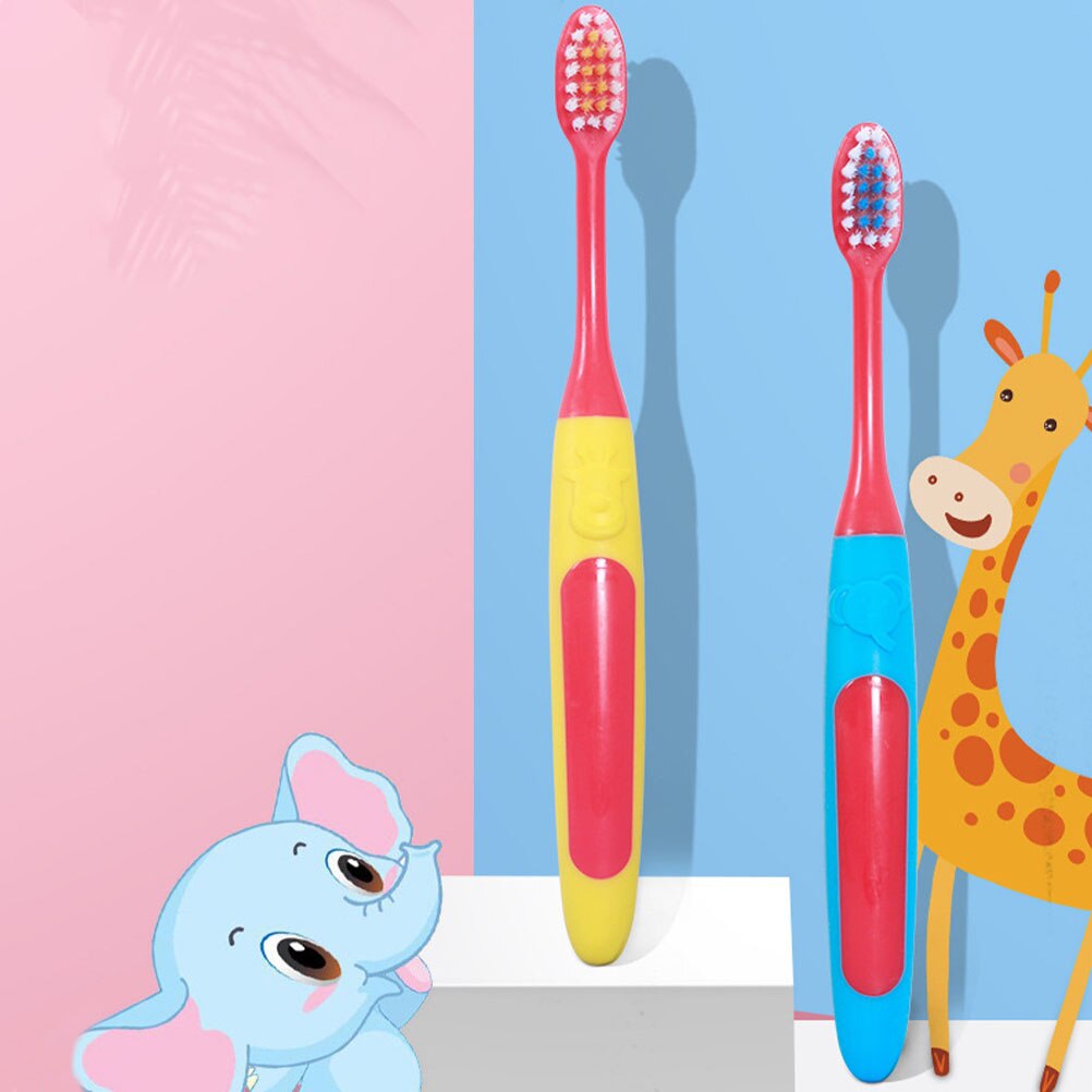 4pcs Bambini di Pulizia Spazzolino Da Denti Spazzolino Da Denti Del Fumetto Denti Spazzola di Cura