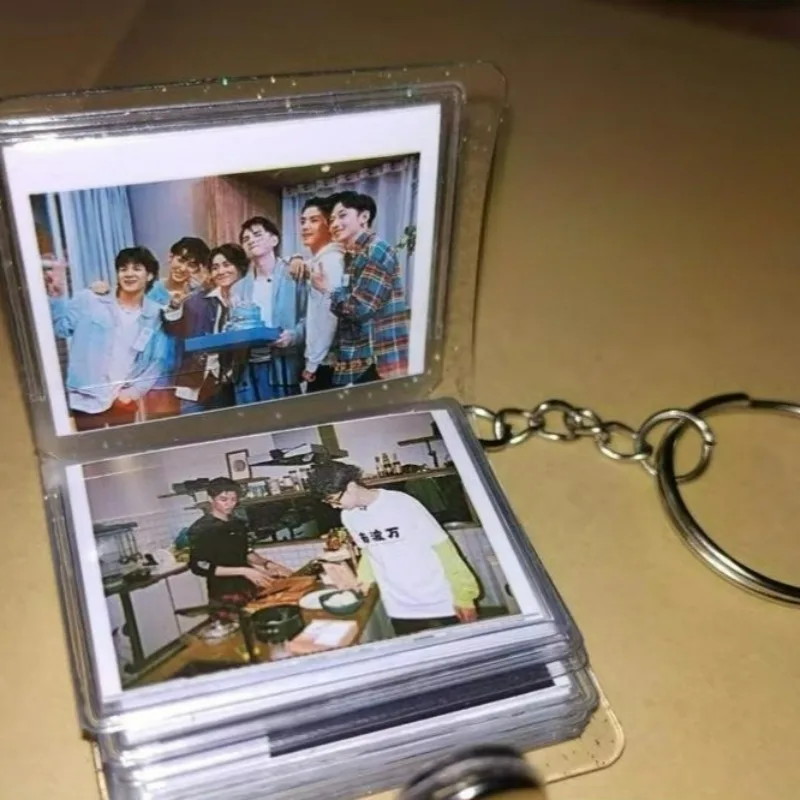 Mini llavero de álbum de fotos de 18 páginas, pequeño álbum de fotos instantáneo, colgante de identificación, almacenamiento de fotos, llavero de bolsillo intersticial, memoria de amante