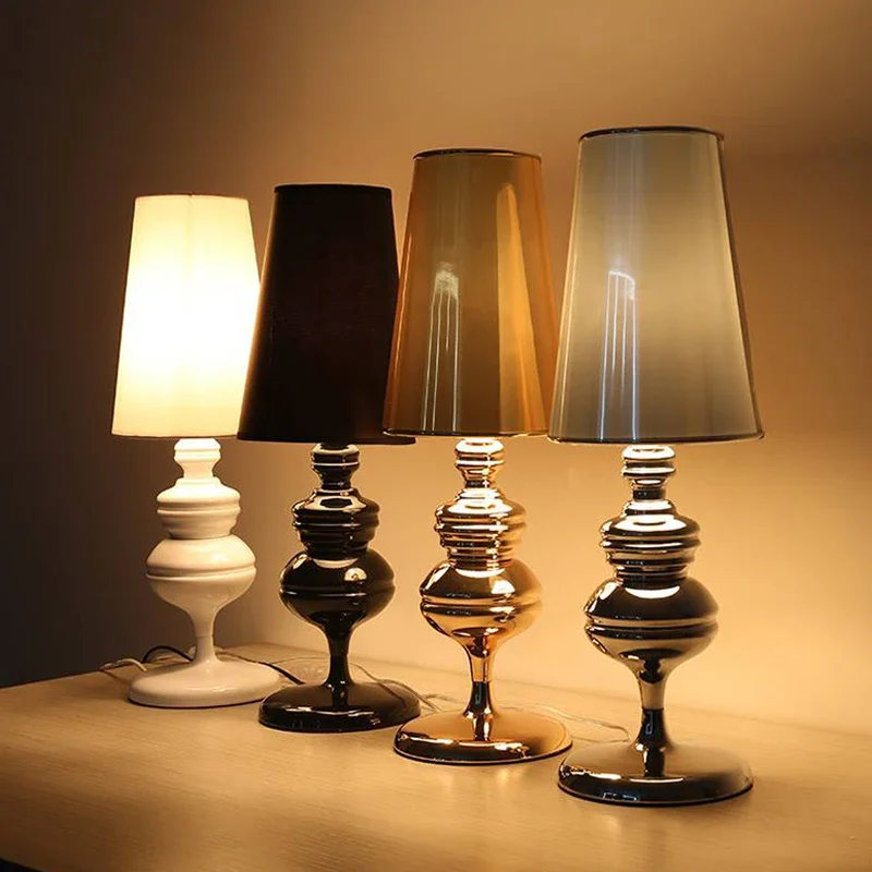 Nordisk minimalistisk stue led gulvlampe boligindretning soveværelse bordlampe sengebordslampe moderne læsebordlampe