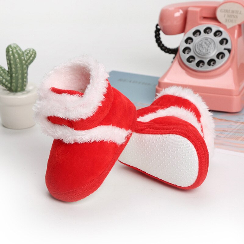 Zapatos cálidos de invierno para bebés, suéteres tejidos, botas, botín, cuna para niña, zapato para niño pequeño de 0 a 1 año