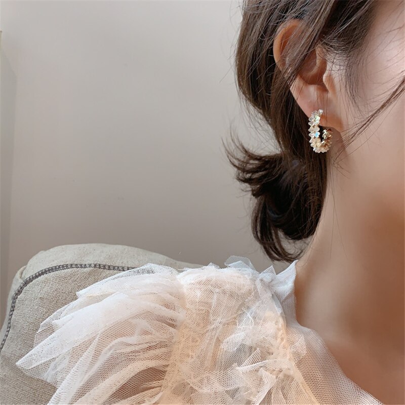 MENGJIQIAO Neue Kommen Elegante Nette Hülse Blume Band Ohrringe Für Frauen Geometrische Kreis Boucle d'oreille Schmuck