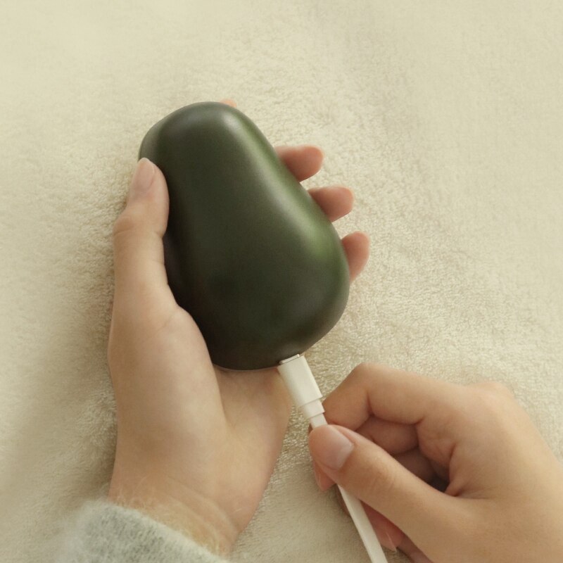Venda de inverno abacate bolso aquecedor mão mais quente 4000 mah elétrica recarregável telefone power bank carregador kawaii mão mais quente presente