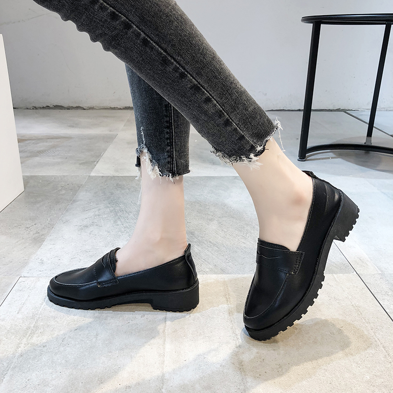 Patent Leather Oxfords Women Shoes Flats Slip on British Style Ladies Shoes Solid Black Thick Bottom Platform Shoes Woman