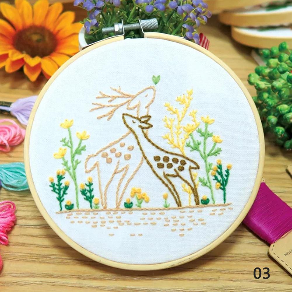 Cute Green Hands DIY Handcraft Beginners Embroidery Kit Needlework Stitch Kit Cotton Painting Embroidery With Hoop Home Decor: Deer
