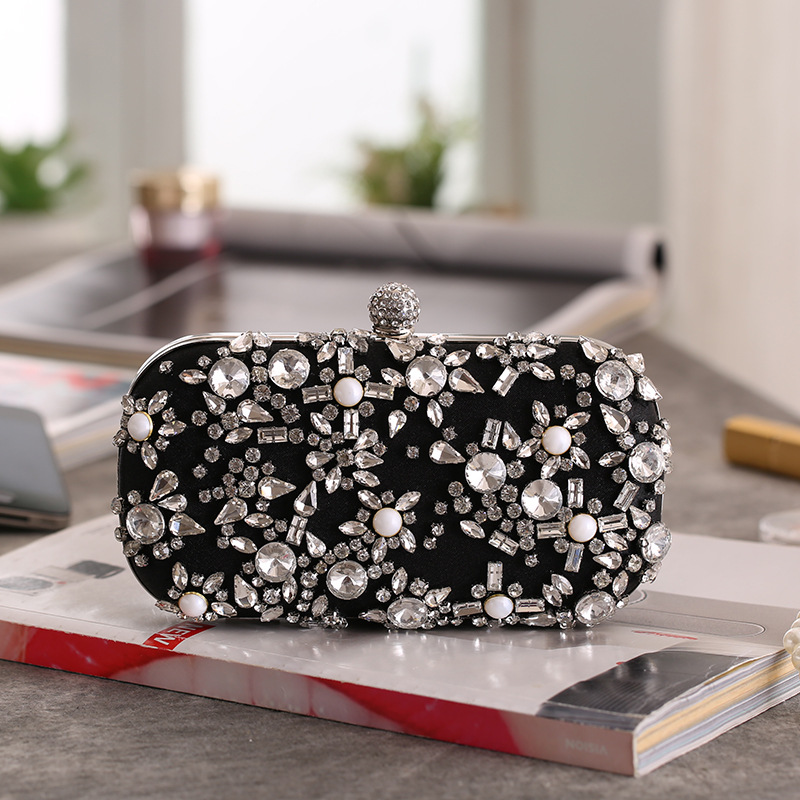 Women's Evening Clutch Bag Party Purse Luxury Wedding Clutch For Bridal Exquisite Crystal Ladies Handbag Apricot Silver Wallet