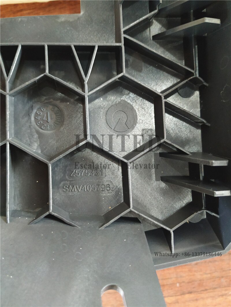 Escalator Handrail Cover Plate SMV405796