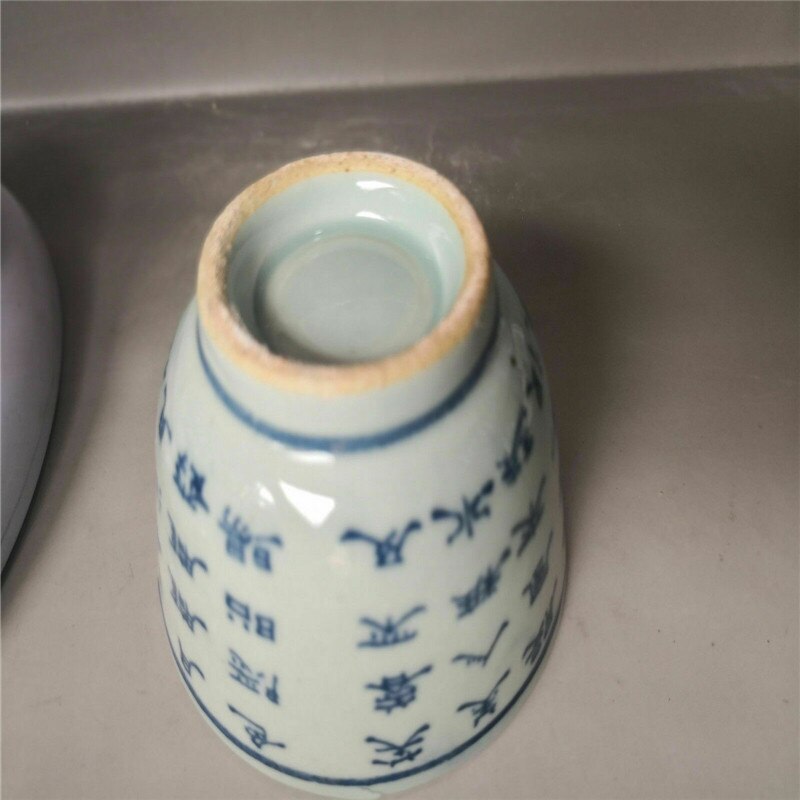 Chinees oud porselein blauw en wit porselein theekom