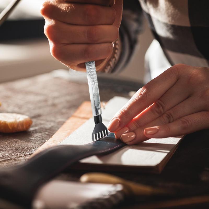 10Pcs/set Steel Leather Craft Punch Tools Set Belt Hole Punching Set DIY Leathercraft Punches Craft Tools