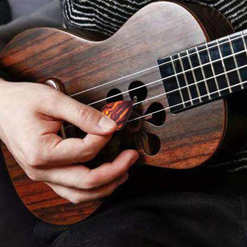 10pcs Celluloid Guitar Picks Plectrum with 5 Holder Plucked Strings Instrument Accessories ALS88