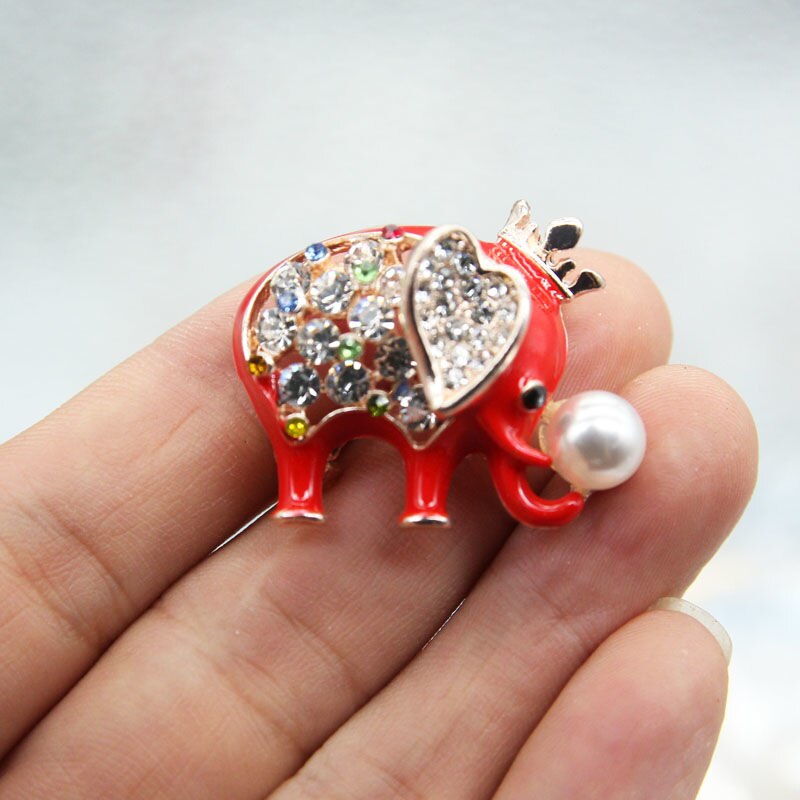 Rode Diamant Olifant Badge Broche Leuke Rode Olifant Corsage Sieraden Coat Kleding Accessoires Pinnen Kraag Pin