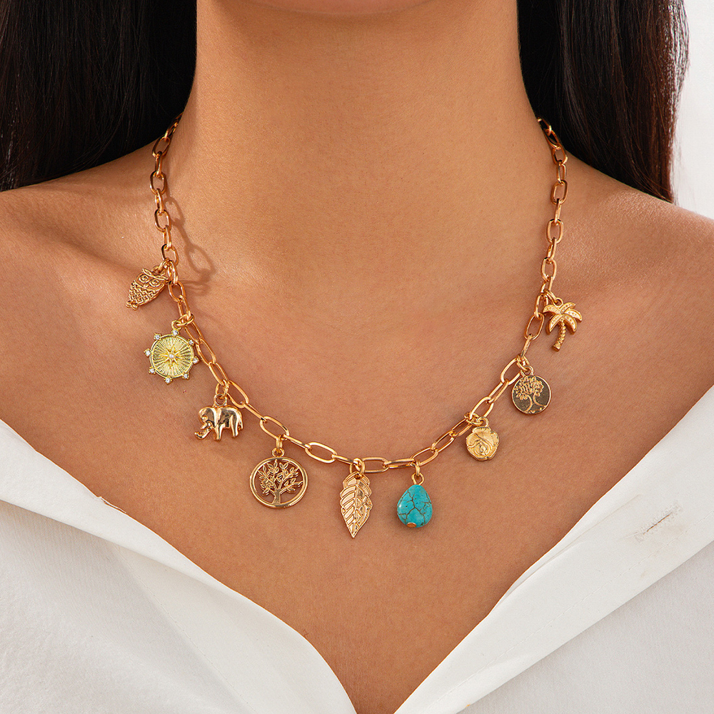 Exquisitos dijes, collar con colgante de perlas para mujer, gargantilla con dije de lazo de Color dorado de acero inoxidable, concha de concha, de joyería de: Rodio plateado
