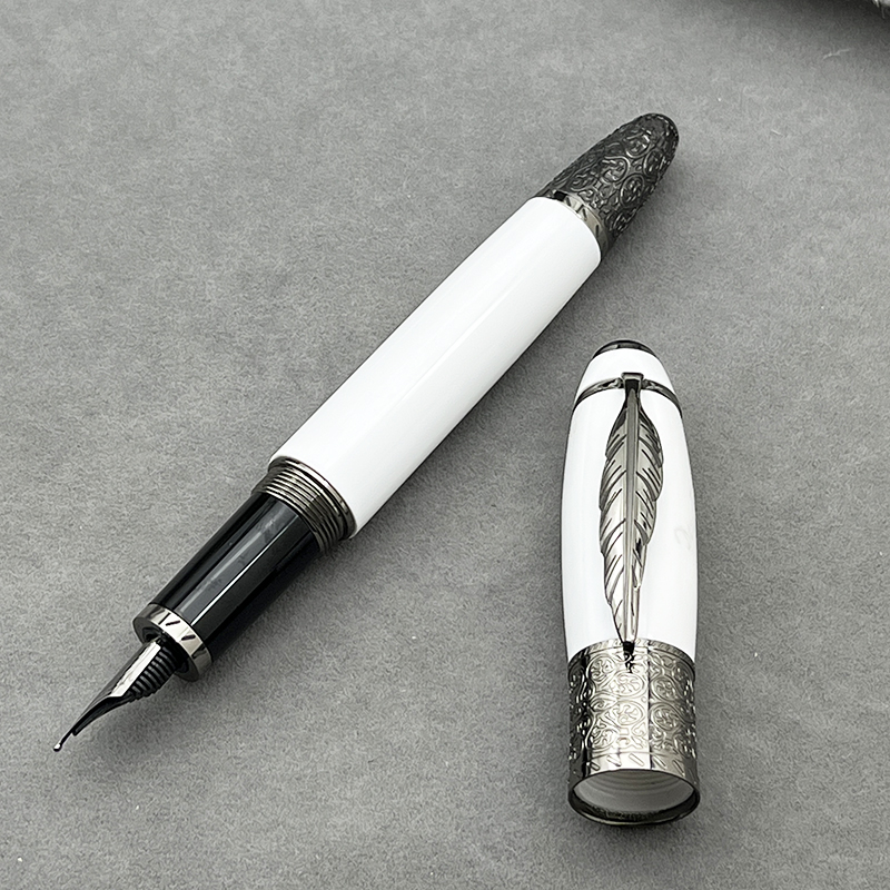 Yamalang Luxury Rollerball Ballpoint Fountain Pen M B Maple Leaf on Pen Clip Business School Office Writing Stationery: light green / black
