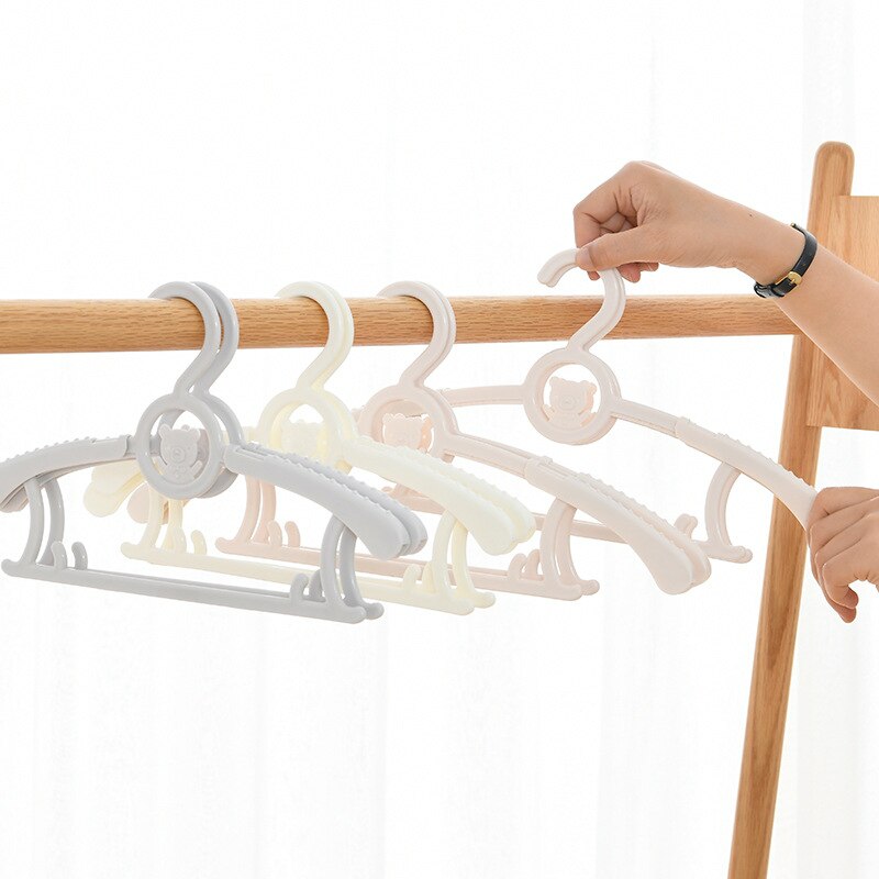 Durable Baby Clothes Hangers Telescopic Clothes Cute Cartoon Children's Hangers Kid Clothes Racks Baby Plastic Hanger