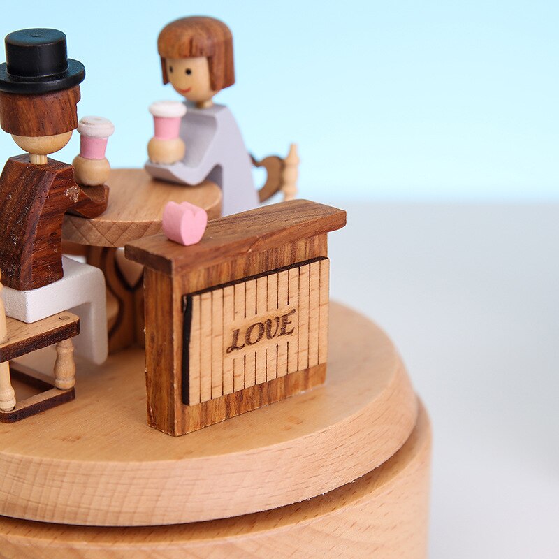 Wooden Rotating Music Box Clockwork Music Handmade Wooden Box Crafts Accessories Retro Home Decoration Valentine's Day