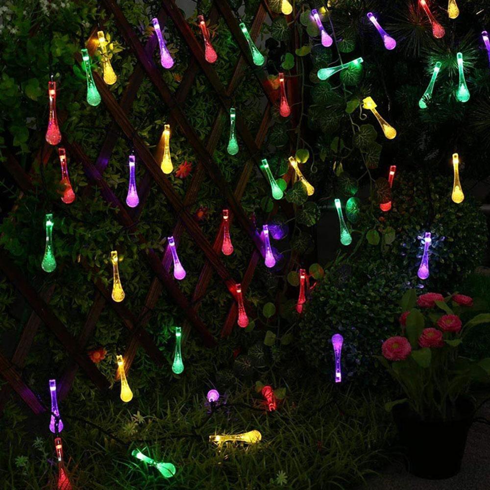 Guirnalda de luces solares para jardín, 30 luces LED DIY impermeables para Navidad, de jardín al aire libre, cadena de luces para gota de agua