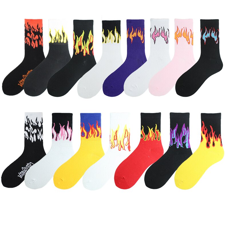 Chaussettes unisexes avec motif de flamme pour femmes, Style Hip Hop Harajuku coréen, chaussettes joyeuses pour hommes, chaussettes de Skateboard antidérapantes amusantes