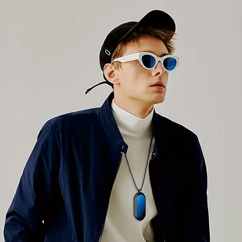 Personal Wearable Mini Portable Temperature Humidity Display 10 Million Negative Ion Hanging Neck Air Purifier