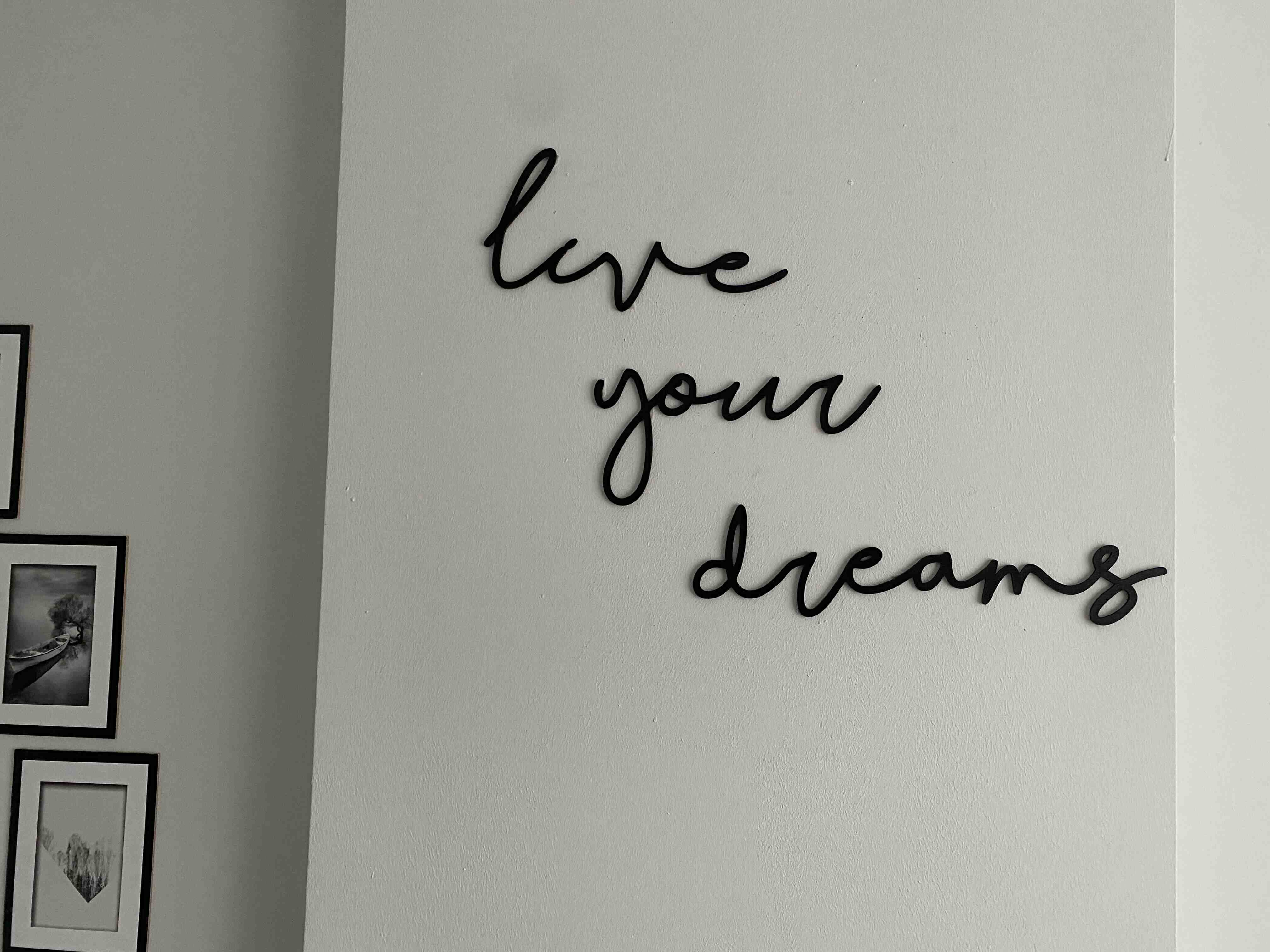 Live Your Dream Wooden Wall Decor Painting Lettering Written Wooden Graffiti Room Accessory Wall decoration bedroom decoration..