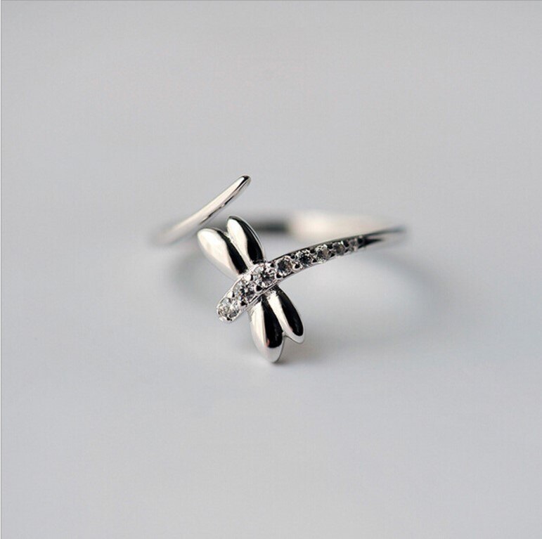 Trendy Zilveren Kleur Crystal Dragonfly Ringen Voor Vrouwen Bridal Wedding Engagement Sieraden Grote Opening Antieke Ringen