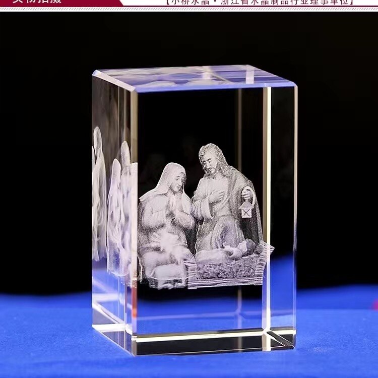 Estatua santa de la iglesia de cristal estatuas cristianas de cristal: 16