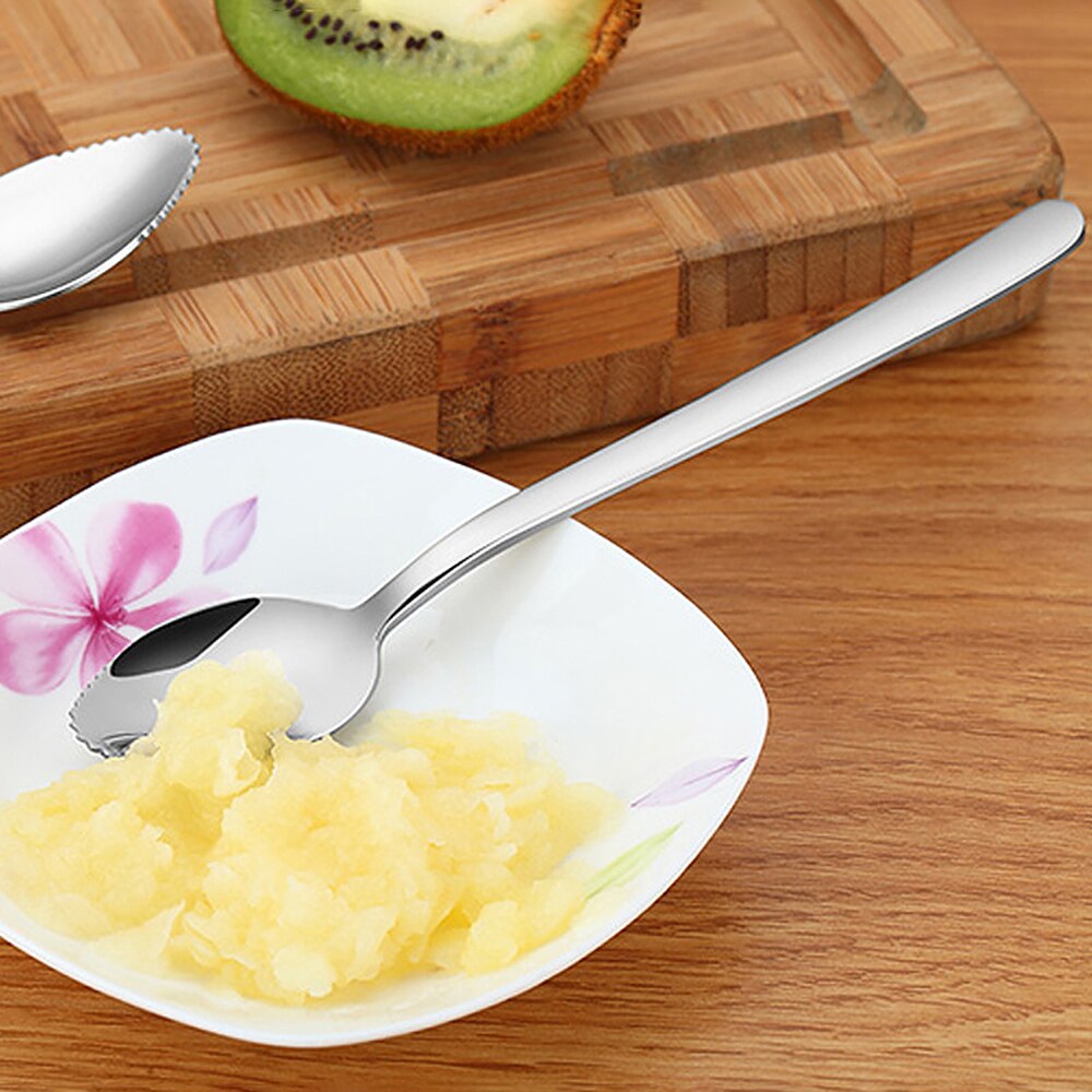 Spegel polering efterrätt skedar slät rostfritt stål grapefrukt sked räfflad kant skuren frukt kök gadget matlagning verktyg
