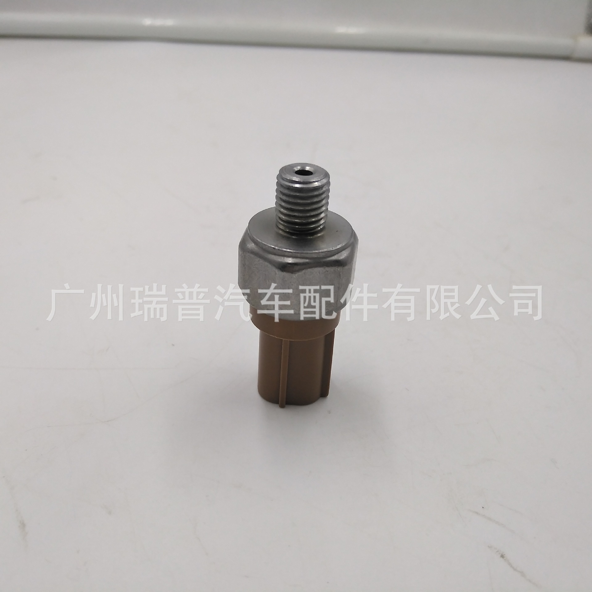 28600-RPC-004 oil pressure sensor 28600RPC004 For Honda