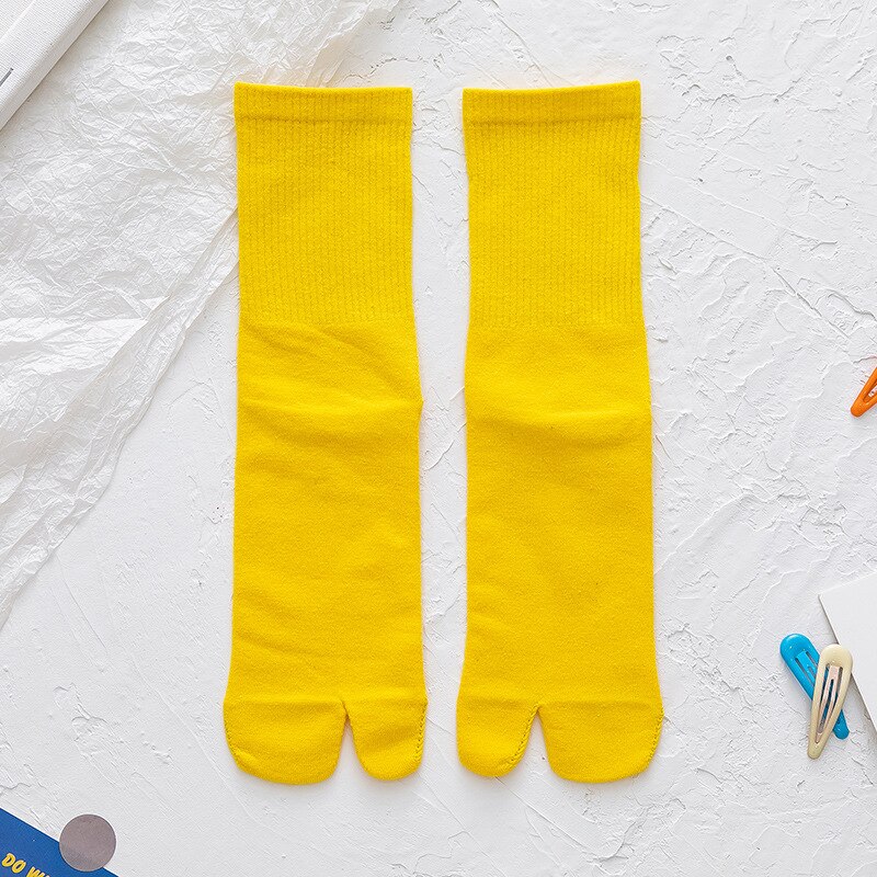 Combed Cotton Split Toe Socks Unisex Simple Comfortable Breathable Two-Toed Socks Japanese Style Harajuku Men Women's Tabi Socks: Yellow
