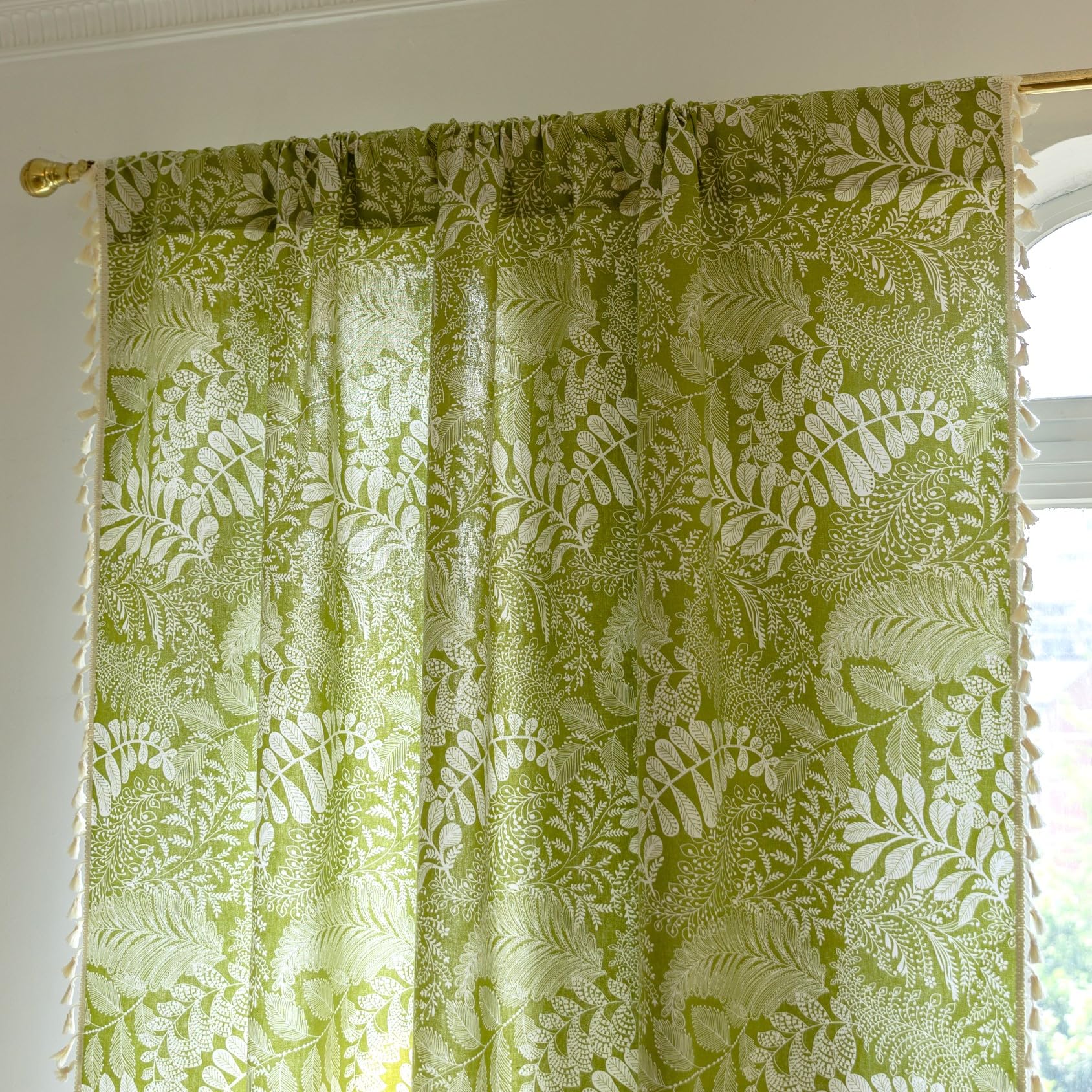 Zasłony Boho 1-panelowe zielone botaniczne liście Zasłony, drukowana bawełniana pościel Kieszeń na pręty Rustykalny dom wiejski Czeska zasłona z frędzlami