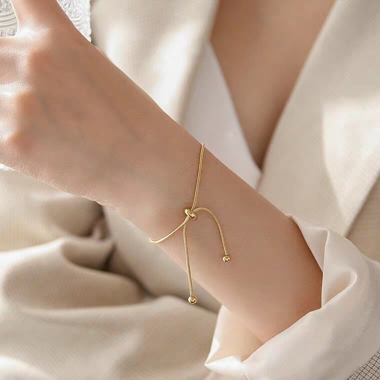 HUANZHI Neue Heiße Gold Perlen Schlange Knochen Halskette Dünne Kette Einstellbare Minimalistischen Halsketten für Frauen Mädchen Schmuck
