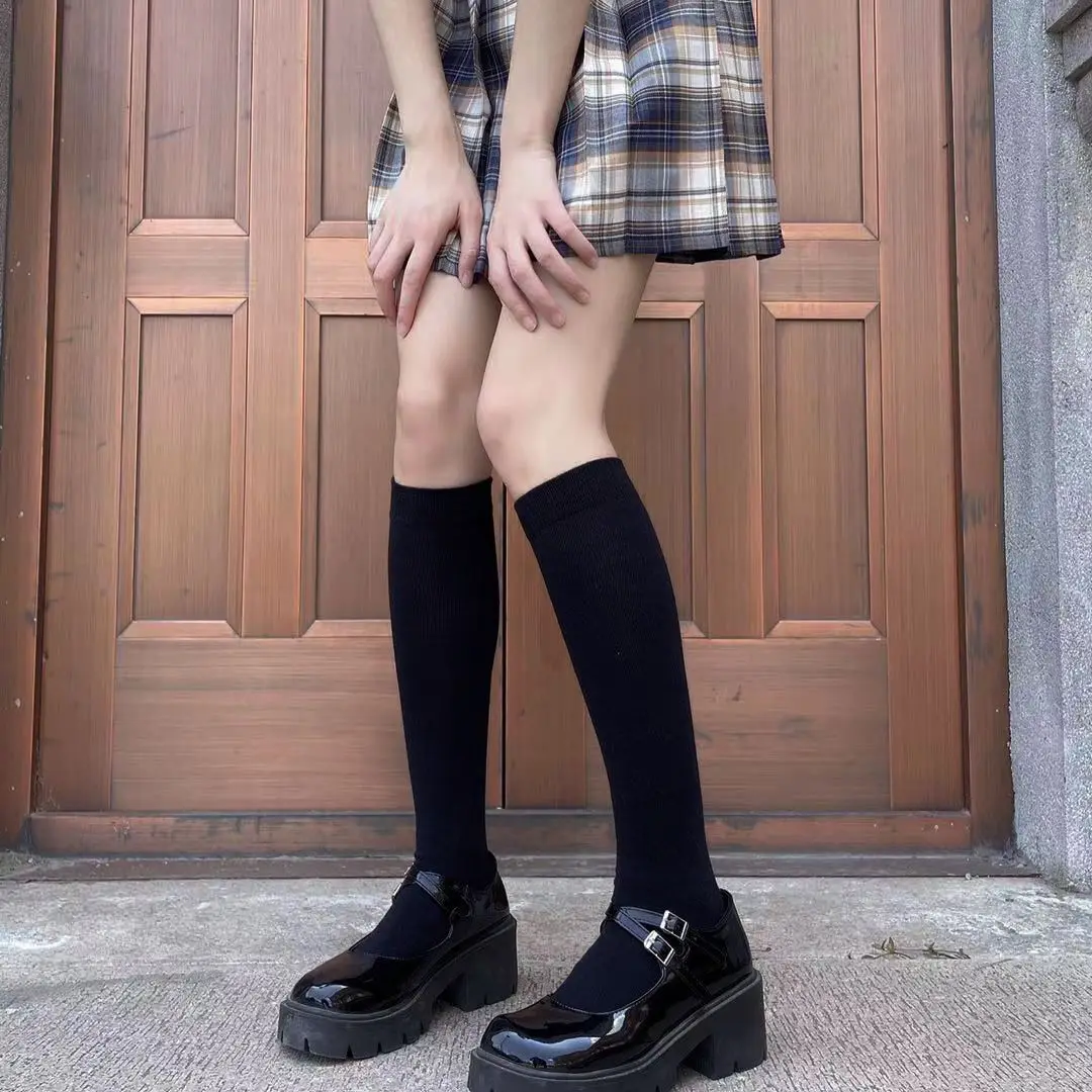 Giappone tinta unita nero bianco calze lunghe calze JK Style School Girls calze autoreggenti Lolita Kawaii Cute calze al ginocchio