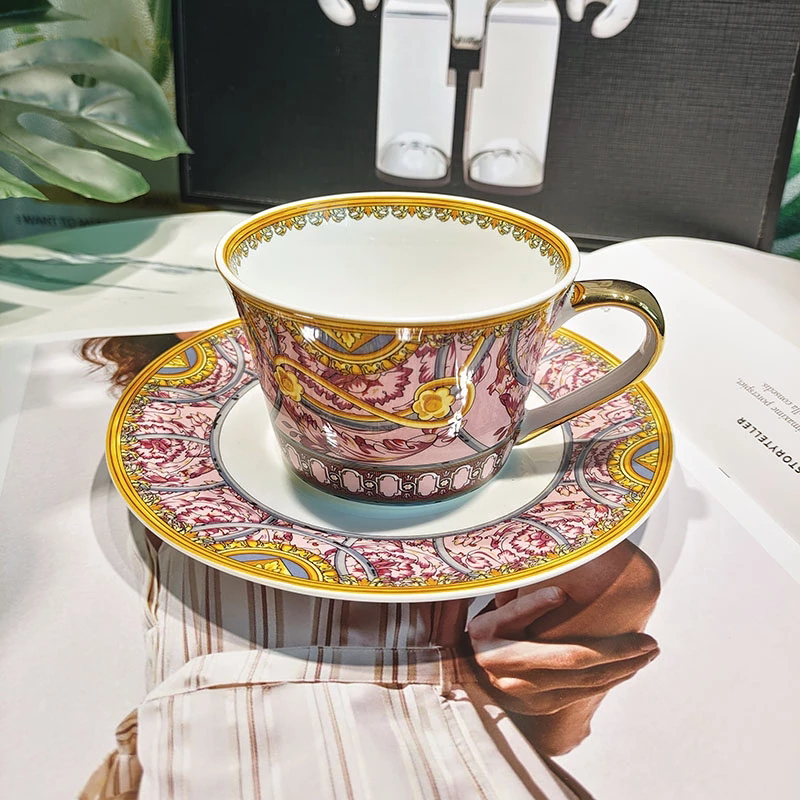 Tea Cup Coffee Cup Saucer Couples Mugs Set Drinkware European Palace Gold Rim Coffee Cup Bone China Hand-painted Head Style