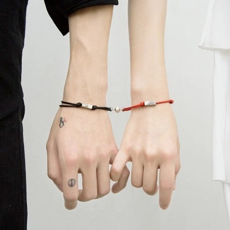 2 stücke Paar Magnet Gewinnen Jedes Andere Kreative Persönlichkeit Paar Armbinde Männer und Frauen Allianz Armbinde Schmuck Liebhaber