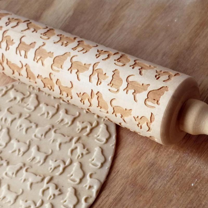 Cute Animal Wood Embossing Rolling Pin for DIY Baking Cookies Noodle Biscuit Fondant Cake Dough Engraved Roller
